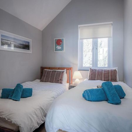 Ewyn Y Don - 2 Bedroom Apartment - Pendine Dış mekan fotoğraf